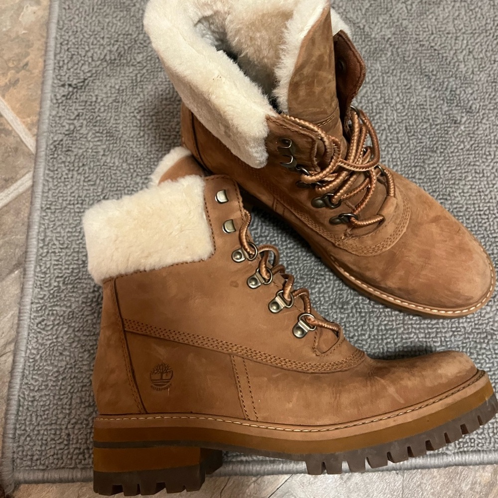 Timberlands, Courmayeur valley Tims, women’s size 8.5, tan, only worn once.